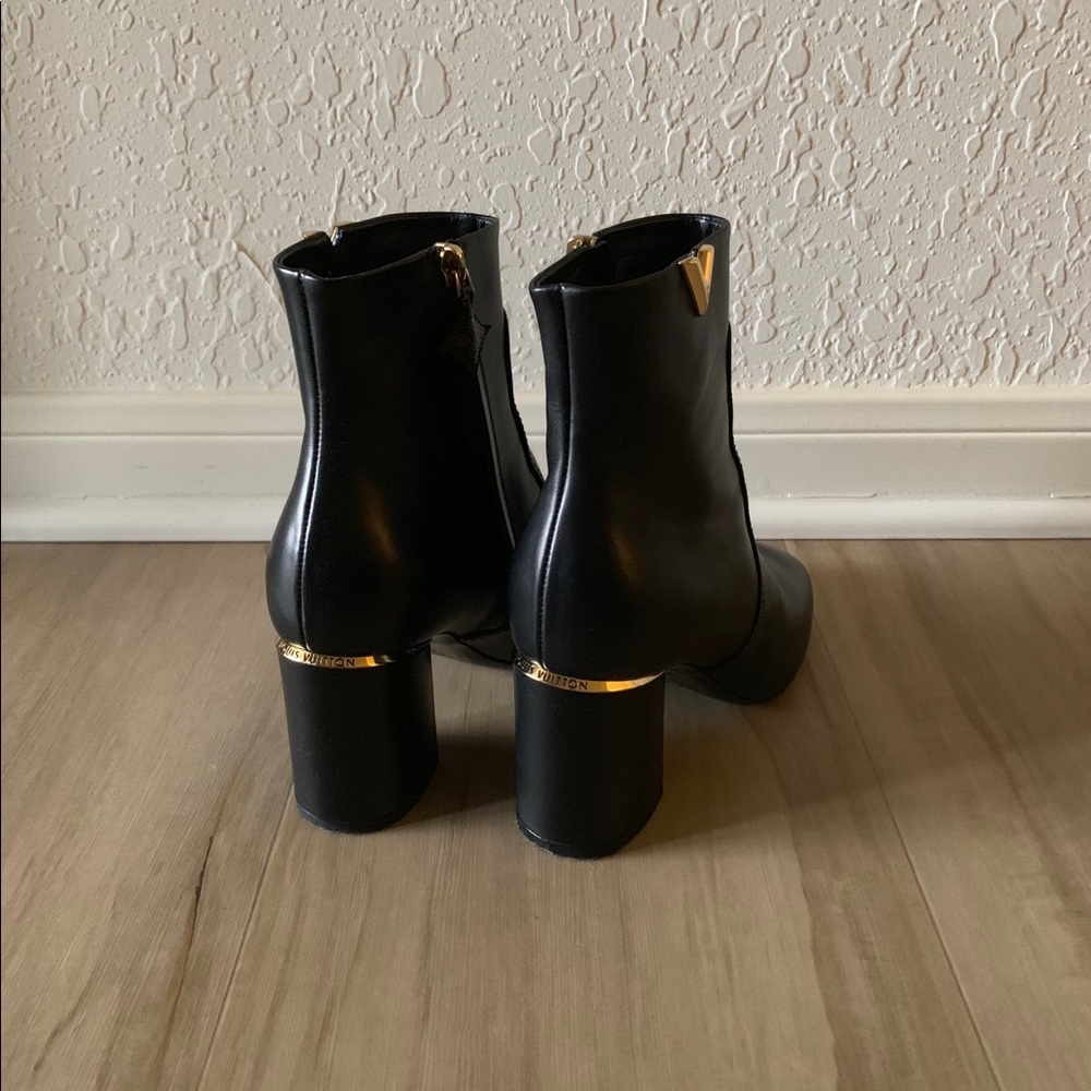 Louis Vuitton Skyline Ankle Boot - Picture 4 of 8